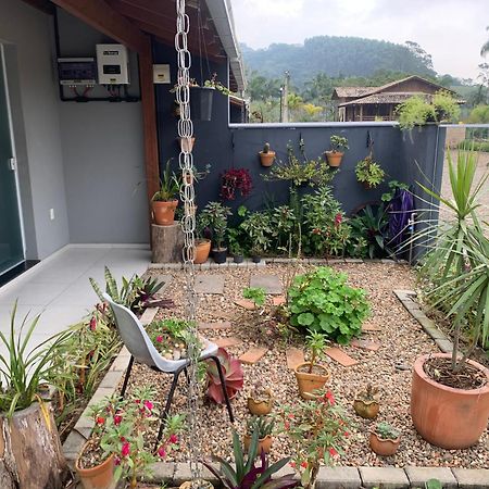 Casa Do Lago - Condominio De Casas Para Aluguel Diario E De Temporada Пеня Екстериор снимка
