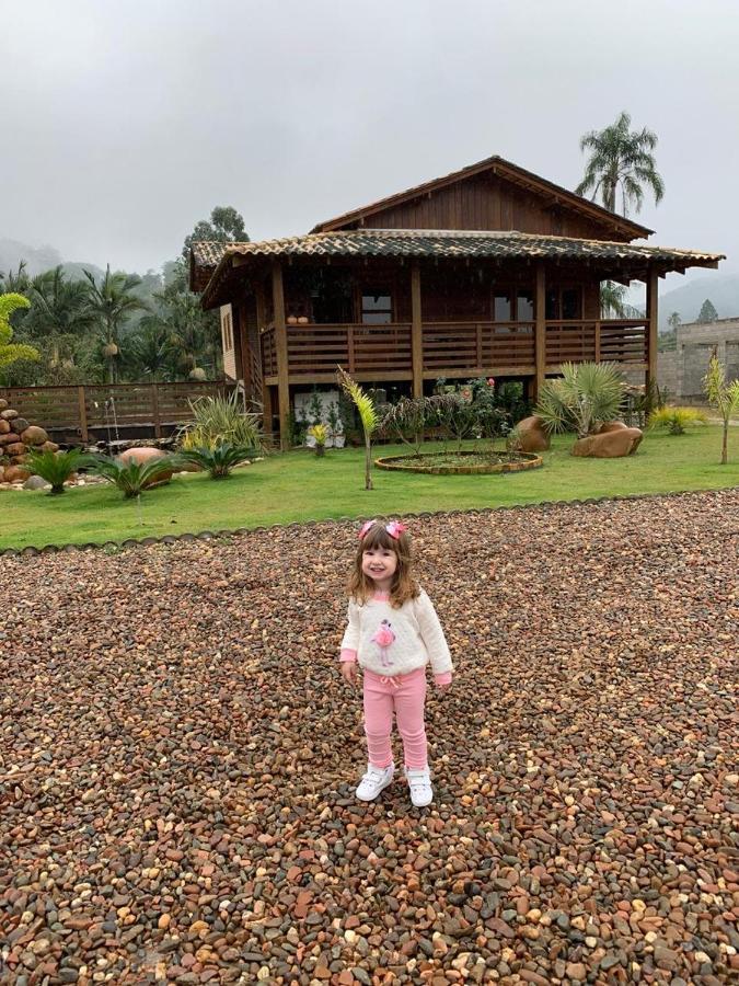 Casa Do Lago - Condominio De Casas Para Aluguel Diario E De Temporada Пеня Екстериор снимка
