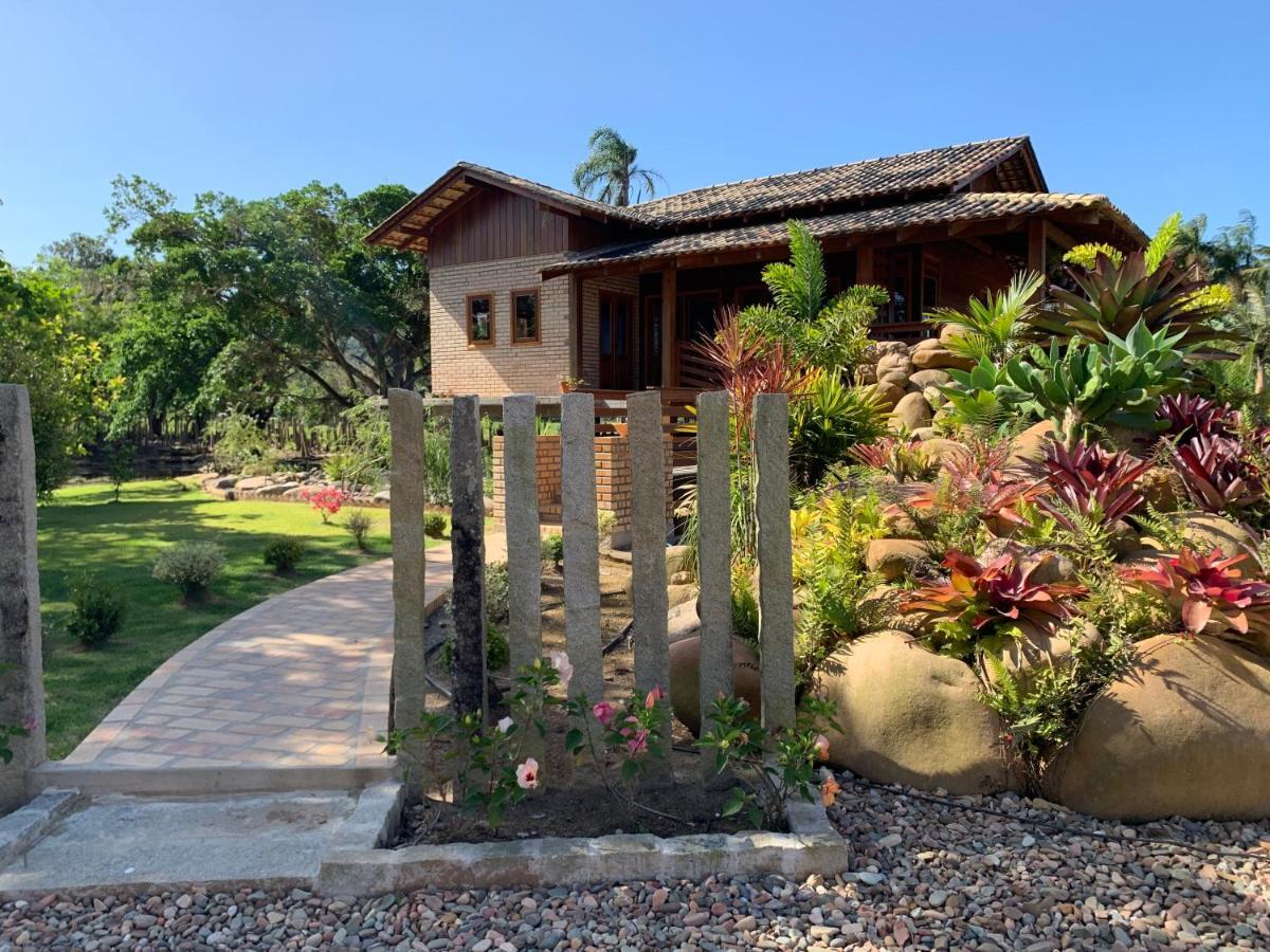 Casa Do Lago - Condominio De Casas Para Aluguel Diario E De Temporada Пеня Екстериор снимка